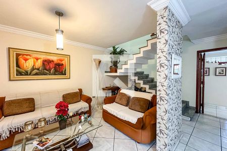 Sala de casa à venda com 3 quartos, 167m² em Conjunto Residencial Santa Terezinha, São Paulo