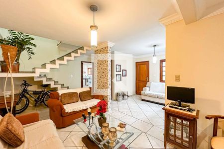 Sala de casa à venda com 3 quartos, 167m² em Conjunto Residencial Santa Terezinha, São Paulo