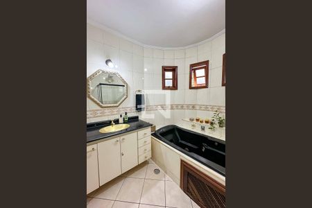 Casa à venda com 167m², 3 quartos e 2 vagas Casa à venda com 167m², 3 quartos e 2 vagasSuíte