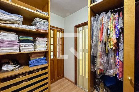 Casa à venda com 167m², 3 quartos e 2 vagas Casa à venda com 167m², 3 quartos e 2 vagasSuíte