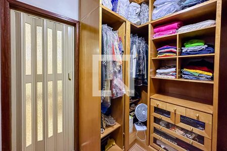 Casa à venda com 167m², 3 quartos e 2 vagas Casa à venda com 167m², 3 quartos e 2 vagasSuíte