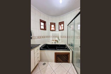 Casa à venda com 167m², 3 quartos e 2 vagas Casa à venda com 167m², 3 quartos e 2 vagasSuíte