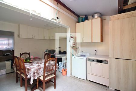 Casa de condomínio à venda com 114m², 2 quartos e 1 vagaCozinha e Área de Serviço