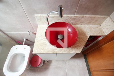 Casa de condomínio à venda com 114m², 2 quartos e 1 vagaBanheiro Social