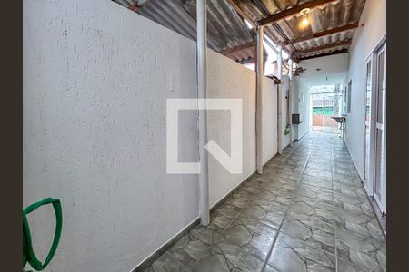 Casa para alugar com 15m², 1 quarto e sem vagaÁrea de Serviço