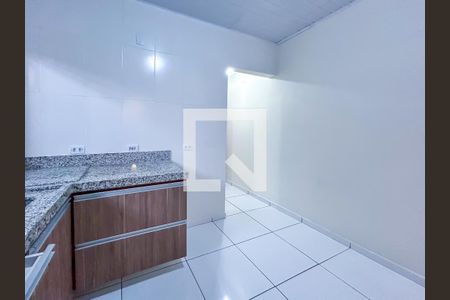 Cozinha de casa para alugar com 1 quarto, 15m² em Jardim Paulista, Barueri