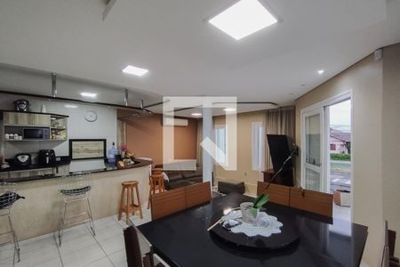 Sala de casa à venda com 4 quartos, 199m² em Feitoria, São Leopoldo
