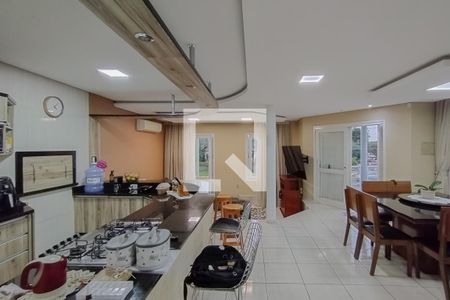 Sala de casa à venda com 4 quartos, 199m² em Feitoria, São Leopoldo