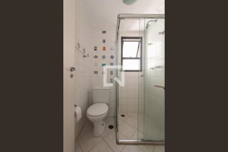 Apartamento à venda com 57m², 2 quartos e 1 vaga Apartamento à venda com 57m², 2 quartos e 1 vagaBanheiro da Suíte 2