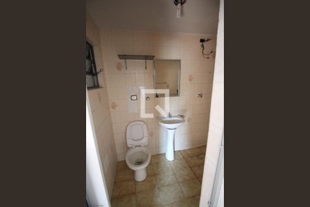 Casa à venda com 210m², 5 quartos e 1 vagaBanheiro