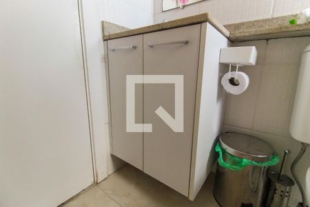 Apartamento à venda com 46m², 2 quartos e 1 vaga Apartamento à venda com 46m², 2 quartos e 1 vagaBanheiro