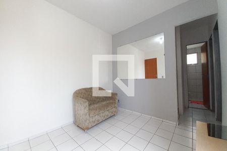 Sala de apartamento para alugar com 2 quartos, 42m² em Vila Abaeté, Campinas