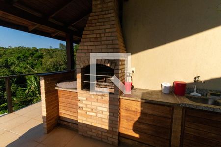 Casa de condomínio à venda com 350m², 5 quartos e 4 vagasChurrasqueira