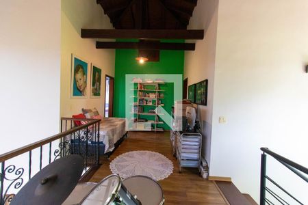 Casa de condomínio à venda com 350m², 5 quartos e 4 vagasQuarto 1