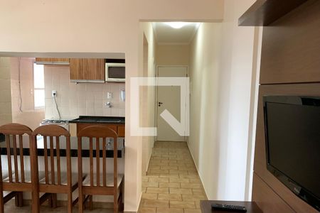 Corredor Cozinha/Banheiro/Saída de apartamento para alugar com 1 quarto, 54m² em Caiçara, Praia Grande