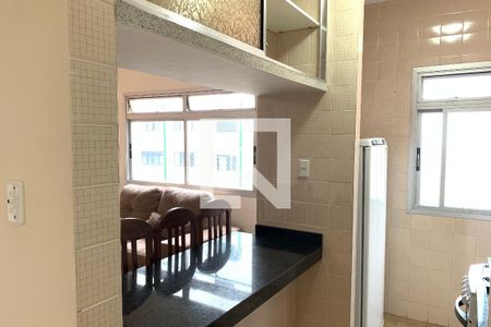 Cozinha de apartamento para alugar com 1 quarto, 54m² em Caiçara, Praia Grande