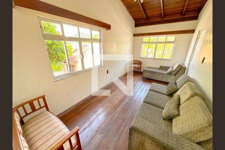 Sala de apartamento para alugar com 3 quartos, 170m² em São João do Rio Vermelho, Florianópolis