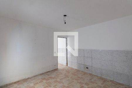 Quarto de casa para alugar com 1 quarto, 28m² em Vila Jacuí, São Paulo