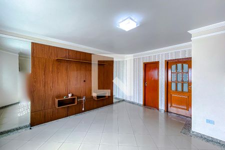 Casa para alugar com 3 quartos, 81m² em Vila Invernada, São Paulo