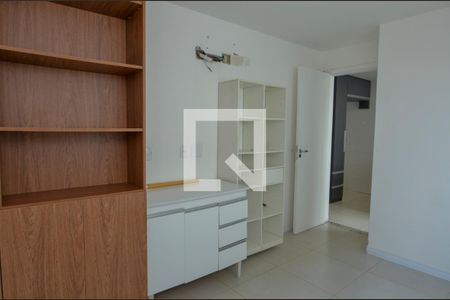 Apartamento para alugar com 180m², 3 quartos e 2 vagas Apartamento para alugar com 180m², 3 quartos e 2 vagasQuarto de serviço
