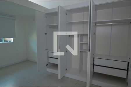 Apartamento para alugar com 180m², 3 quartos e 2 vagas Apartamento para alugar com 180m², 3 quartos e 2 vagasSuíte 2
