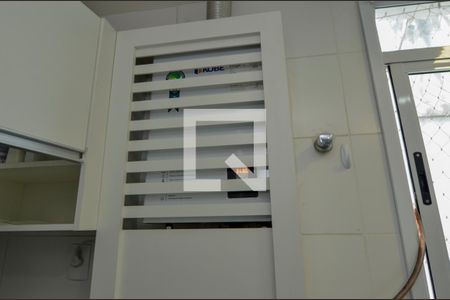 Apartamento para alugar com 180m², 3 quartos e 2 vagas Apartamento para alugar com 180m², 3 quartos e 2 vagasÁrea de Serviço