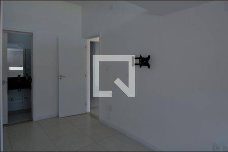 Apartamento para alugar com 180m², 3 quartos e 2 vagas Apartamento para alugar com 180m², 3 quartos e 2 vagasSuíte 2