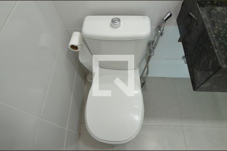 Apartamento para alugar com 180m², 3 quartos e 2 vagas Apartamento para alugar com 180m², 3 quartos e 2 vagasBanheiro da Suíte 2