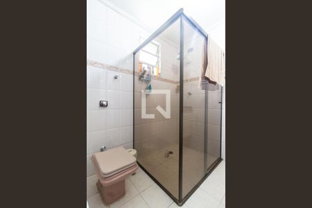 Casa à venda com 180m², 2 quartos e 2 vagasSuíte