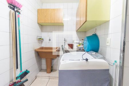 Casa à venda com 180m², 2 quartos e 2 vagasÁrea de serviço