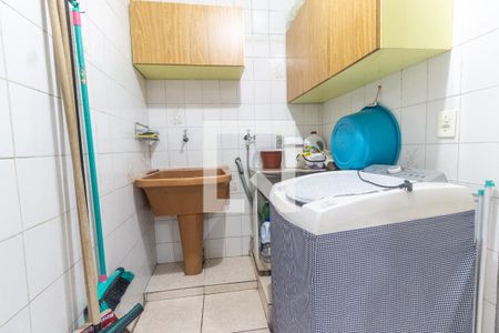 Casa à venda com 180m², 2 quartos e 2 vagasÁrea de serviço