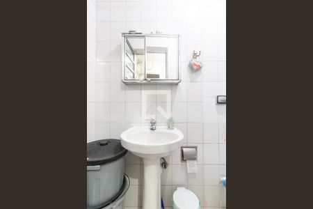 Casa à venda com 180m², 2 quartos e 2 vagasBanheiro de serviço