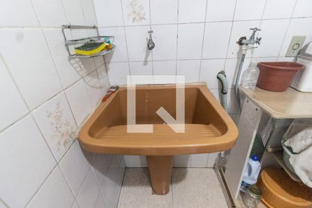 Casa à venda com 180m², 2 quartos e 2 vagasÁrea de serviço