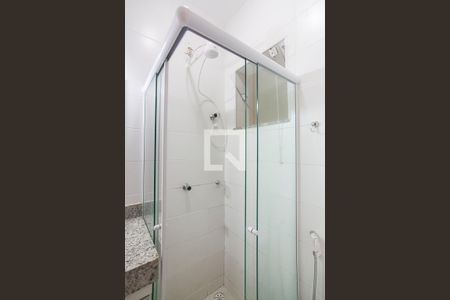 Casa de condomínio para alugar com 80m², 2 quartos e 1 vaga Casa de condomínio para alugar com 80m², 2 quartos e 1 vagaBanheiro da Suite 2