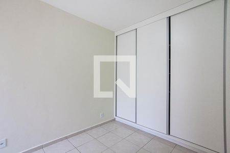 Suite 1 de casa de condomínio para alugar com 2 quartos, 80m² em Vigilato Pereira, Uberlândia