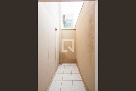 Casa de condomínio para alugar com 80m², 2 quartos e 1 vaga Casa de condomínio para alugar com 80m², 2 quartos e 1 vagaÁrea de Serviço