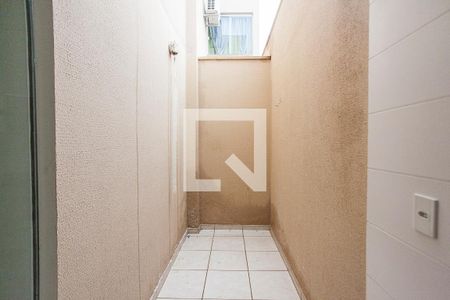 Casa de condomínio para alugar com 80m², 2 quartos e 1 vaga Casa de condomínio para alugar com 80m², 2 quartos e 1 vagaÁrea de Serviço