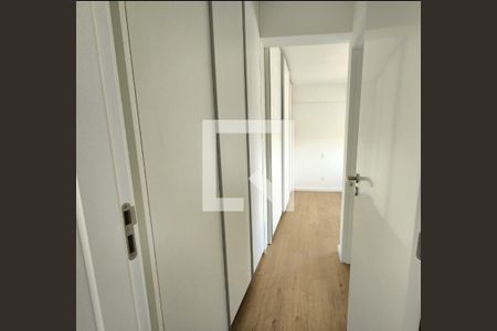 Closet da suíte de apartamento à venda com 3 quartos, 85m² em Vila Paris, Belo Horizonte