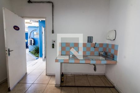 Casa à venda com 250m², 5 quartos e 9 vagasCozinha Edícula