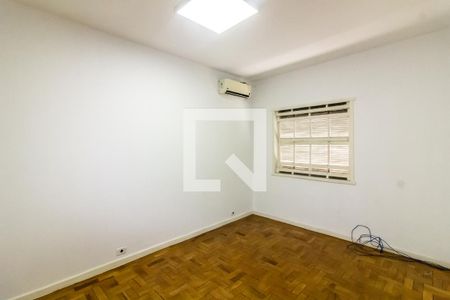 Casa à venda com 250m², 5 quartos e 9 vagasQuarto 3