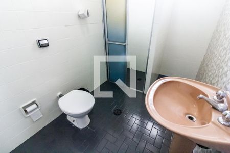 Casa à venda com 250m², 5 quartos e 9 vagasBanheiro