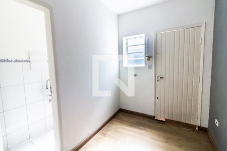 Casa à venda com 250m², 5 quartos e 9 vagasLavanderia