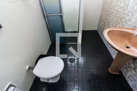 Casa à venda com 250m², 5 quartos e 9 vagasBanheiro