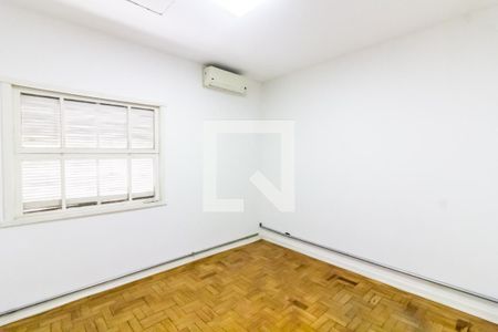 Casa à venda com 250m², 5 quartos e 9 vagasQuarto 2