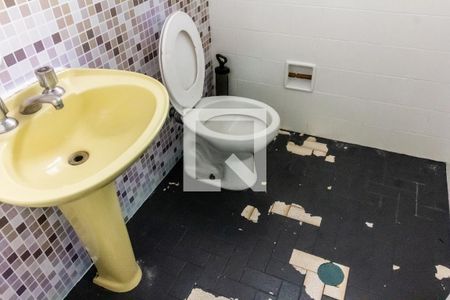 Lavabo de casa à venda com 5 quartos, 250m² em Butantã, São Paulo