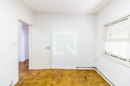 Casa à venda com 250m², 5 quartos e 9 vagasQuarto 2