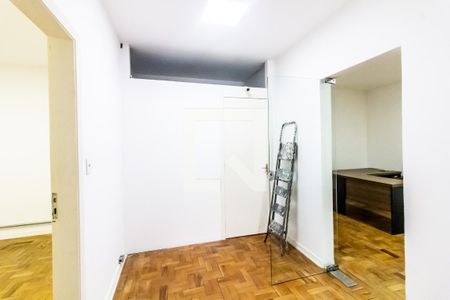 Casa à venda com 250m², 5 quartos e 9 vagasHall