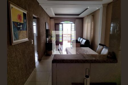 Casa à venda com 3 quartos, 180m² em Santa Amelia, Belo Horizonte
