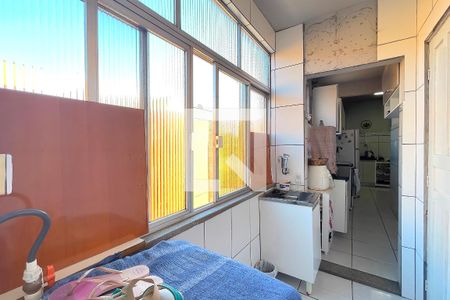 Apartamento à venda com 117m², 3 quartos e 1 vagaÁrea de Serviço
