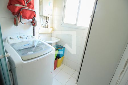 Apartamento para alugar com 55m², 2 quartos e 1 vagaDetalhe da área de serviço